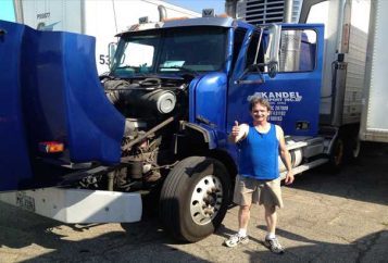 Another Happy Semi Truck Trailer Repair Customer in Flint Michigan